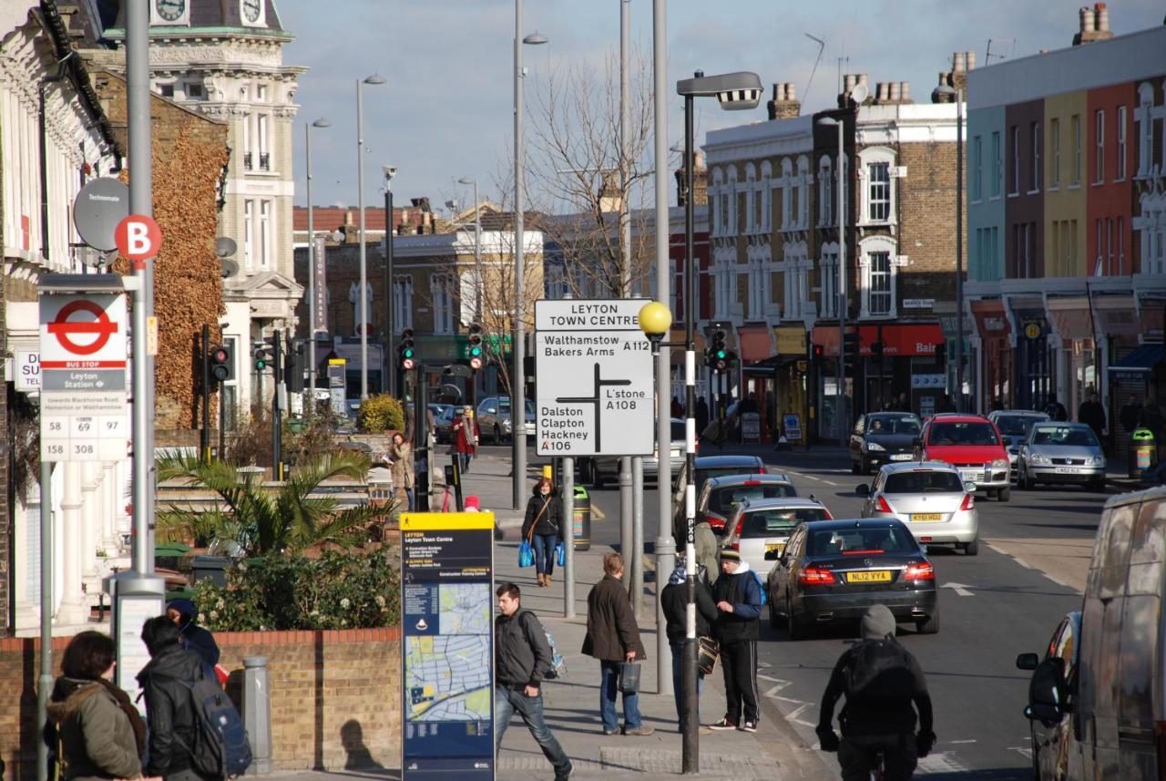 Lovely Large London Apartment Near Stratford Exterior photo