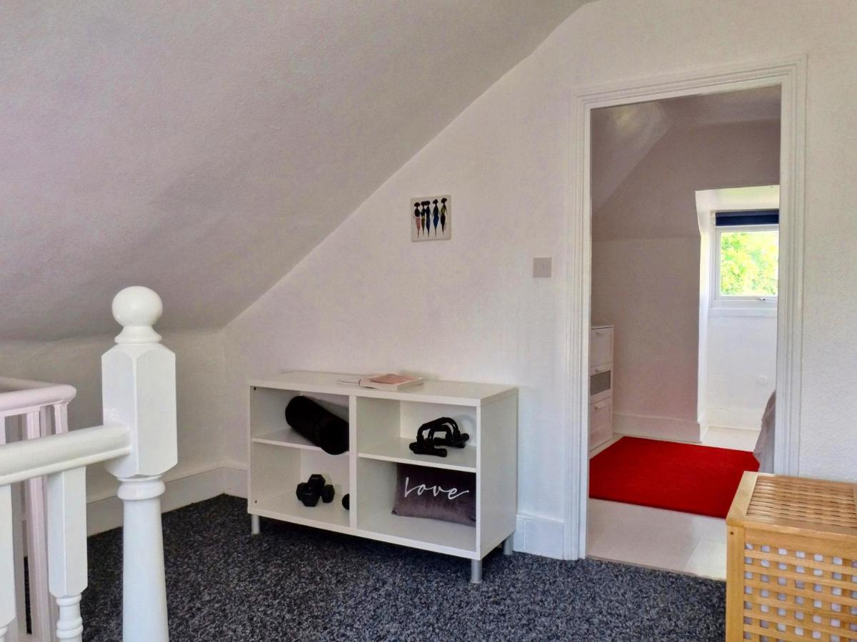 Lovely Large London Apartment Near Stratford Exterior photo